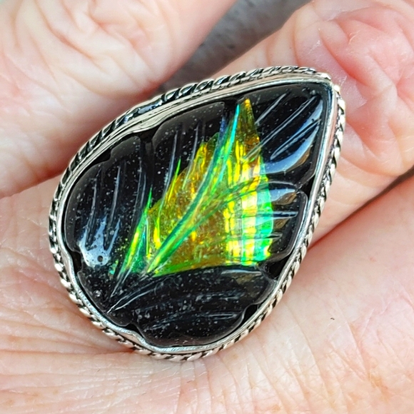 Artisan Jewelry - Ethiopian Opal Gemstone Ring in 925 SOLID Sterling Silver (Size 9 - snug)